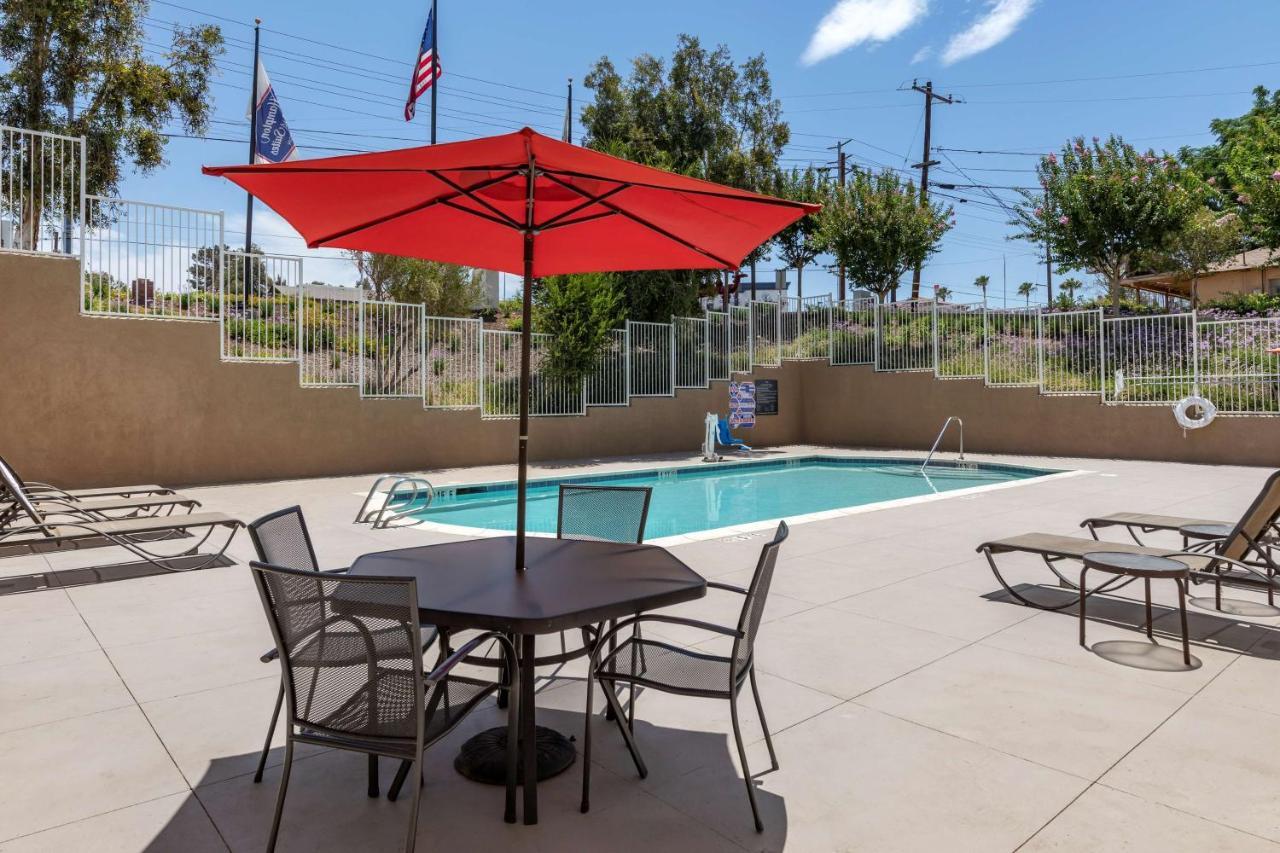 Hampton Inn Norco/Corona Exterior foto